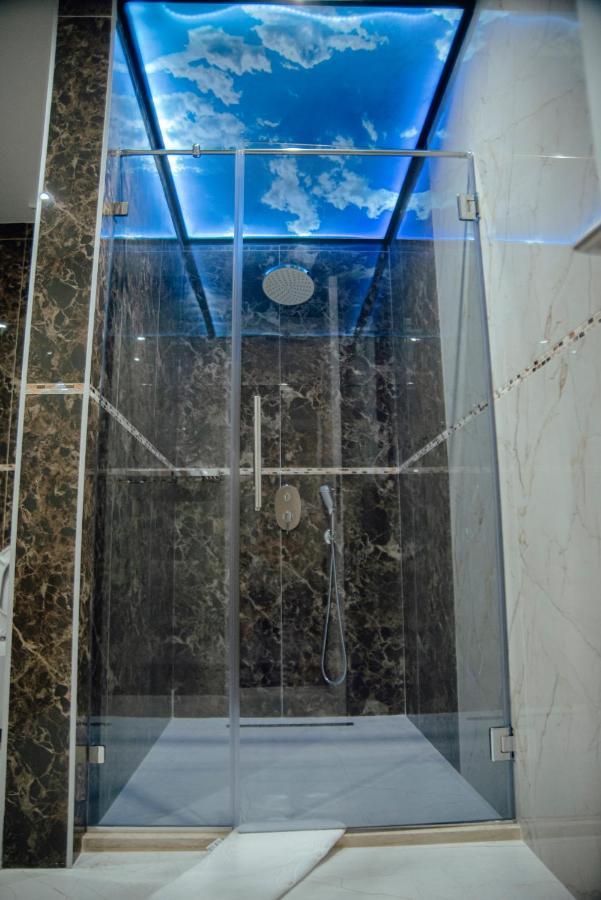 Mk Premier Hotell Novi Pazar Exteriör bild