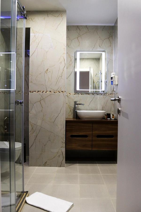Mk Premier Hotell Novi Pazar Exteriör bild