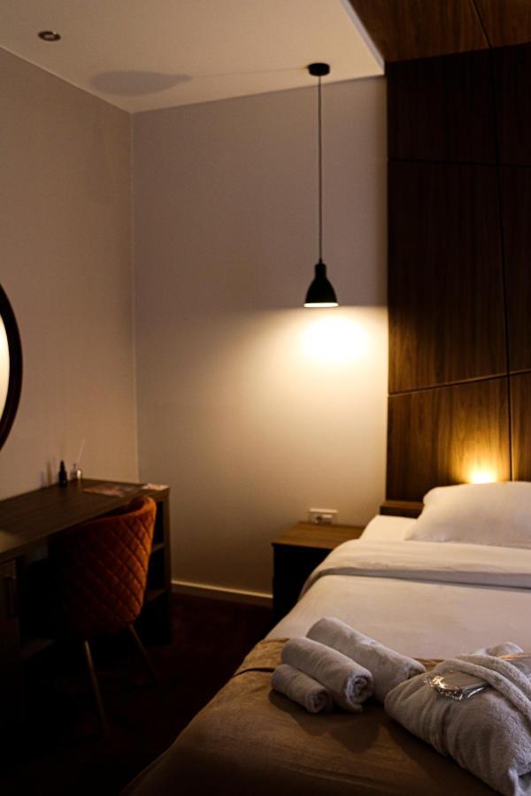 Mk Premier Hotell Novi Pazar Exteriör bild