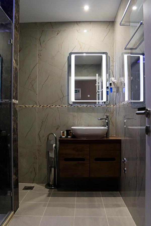 Mk Premier Hotell Novi Pazar Exteriör bild