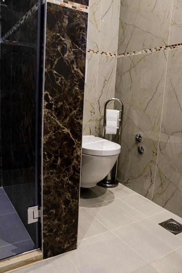 Mk Premier Hotell Novi Pazar Exteriör bild