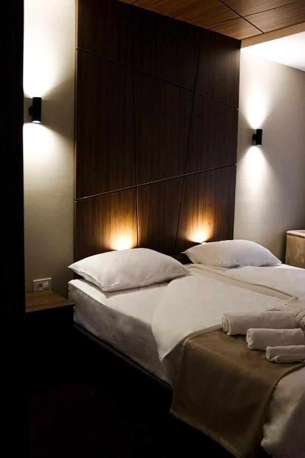 Mk Premier Hotell Novi Pazar Exteriör bild