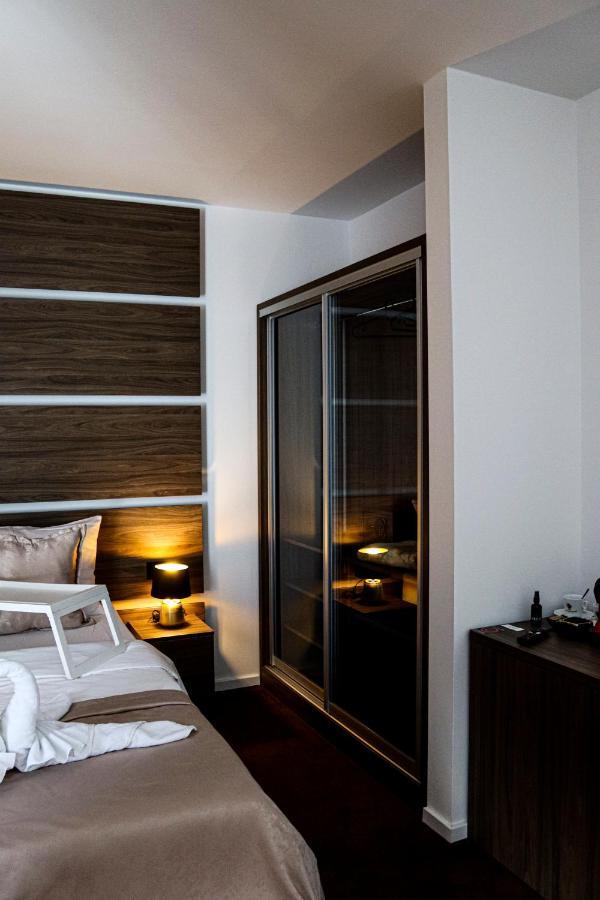 Mk Premier Hotell Novi Pazar Exteriör bild